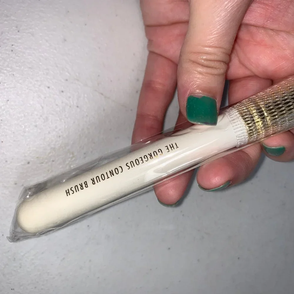 Gigi Gorgeous Cosmetics The Gorgeous Contour Brush
